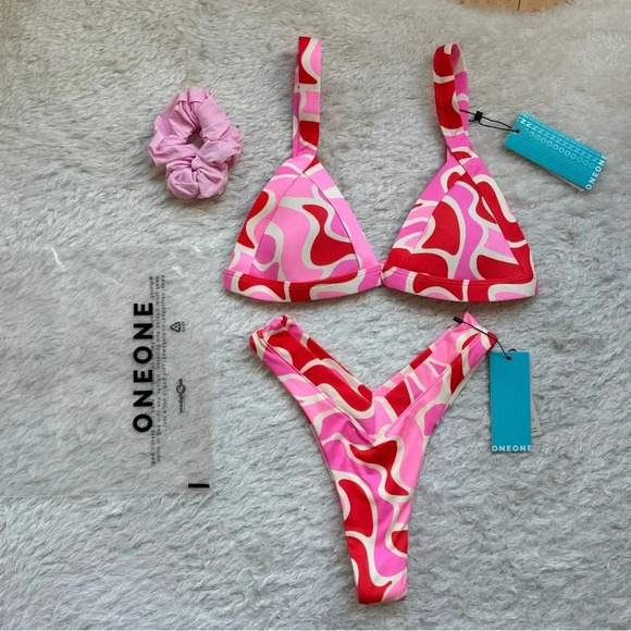 NWT OneOne Swimwear Cupid Crush Pink Camo Bikini SET Limited Edition Valentines - Picture 1 of 5